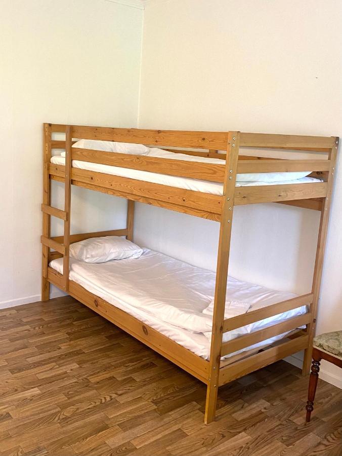 Gullringens Vaerdshus & Hotell Bagian luar foto
