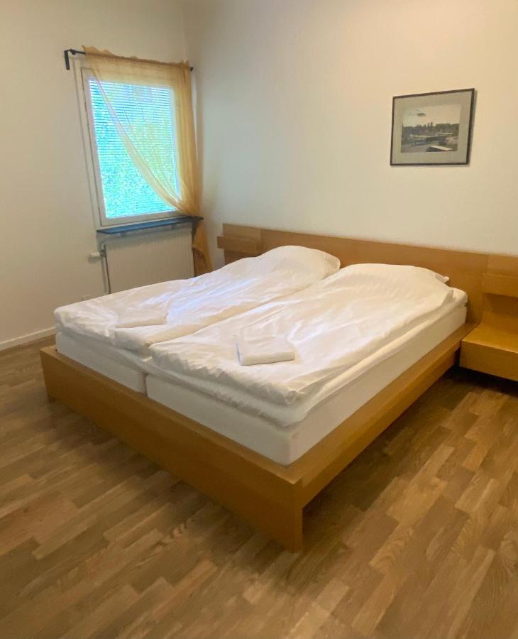 Gullringens Vaerdshus & Hotell Bagian luar foto